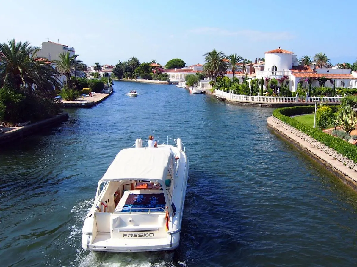 Holiday Home Salins I By Interhome Empuriabrava